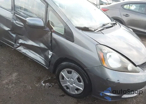 2013 Honda Fit from USA, damaged, VIN JHMGE8H39DC064103